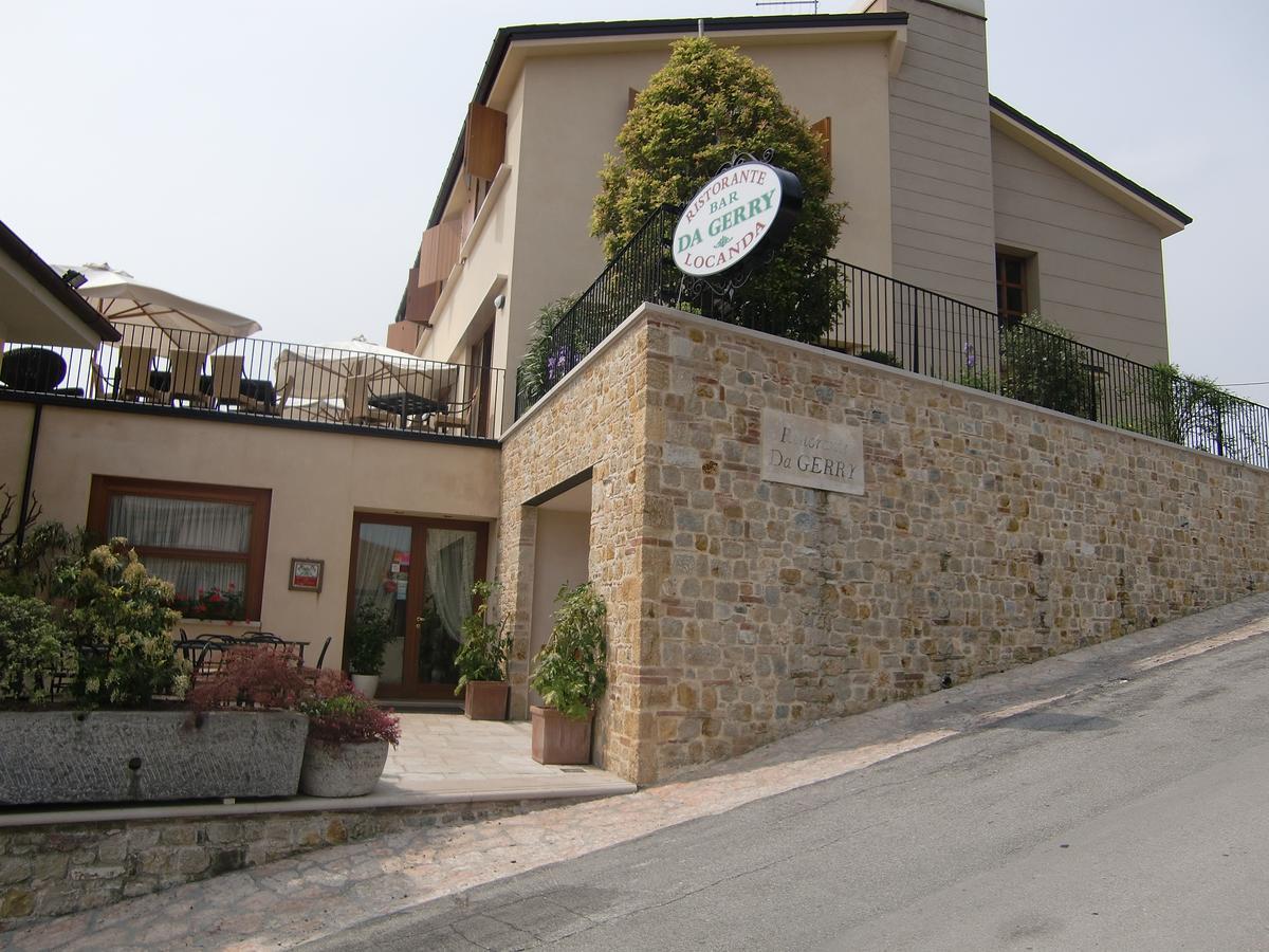 Locanda Da Gerry Hotel Castelcucco Exterior foto